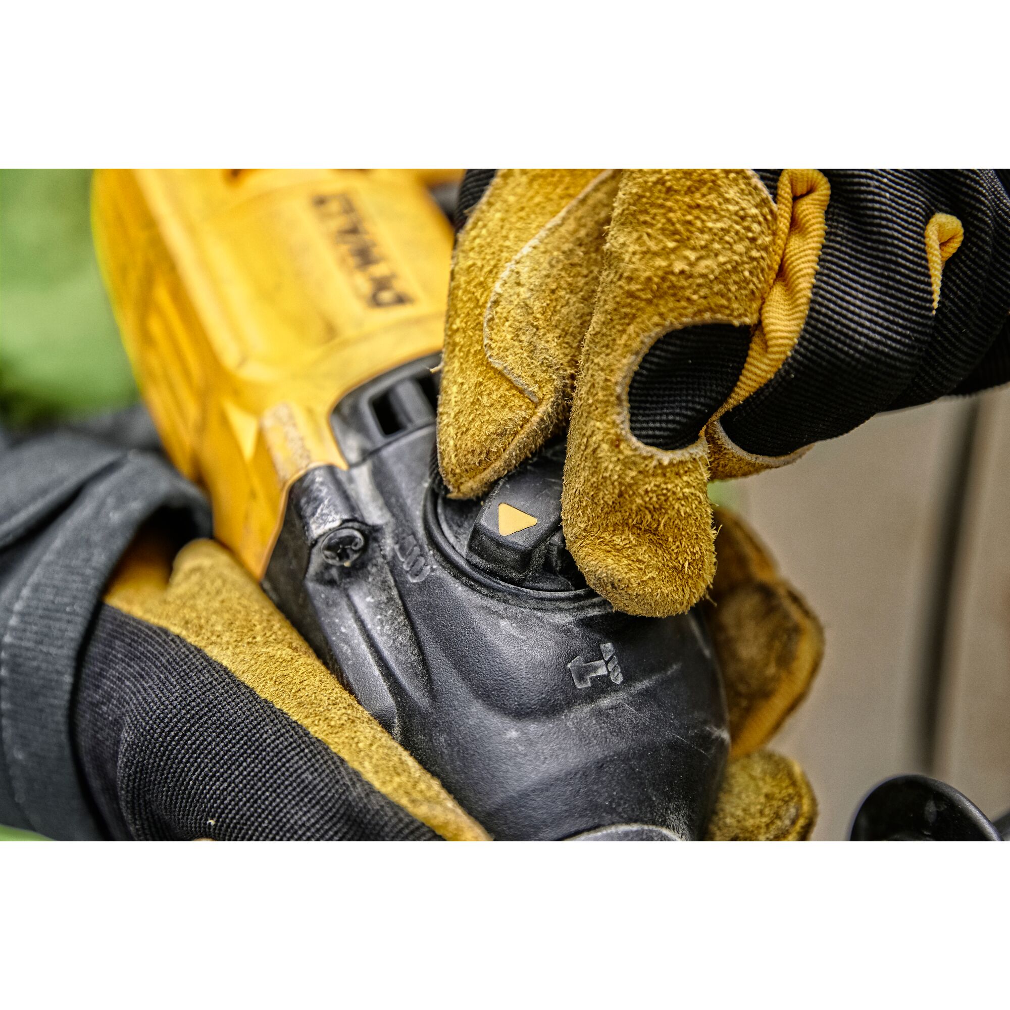 26mm 3 mode SDS-Plus Hammer | DEWALT