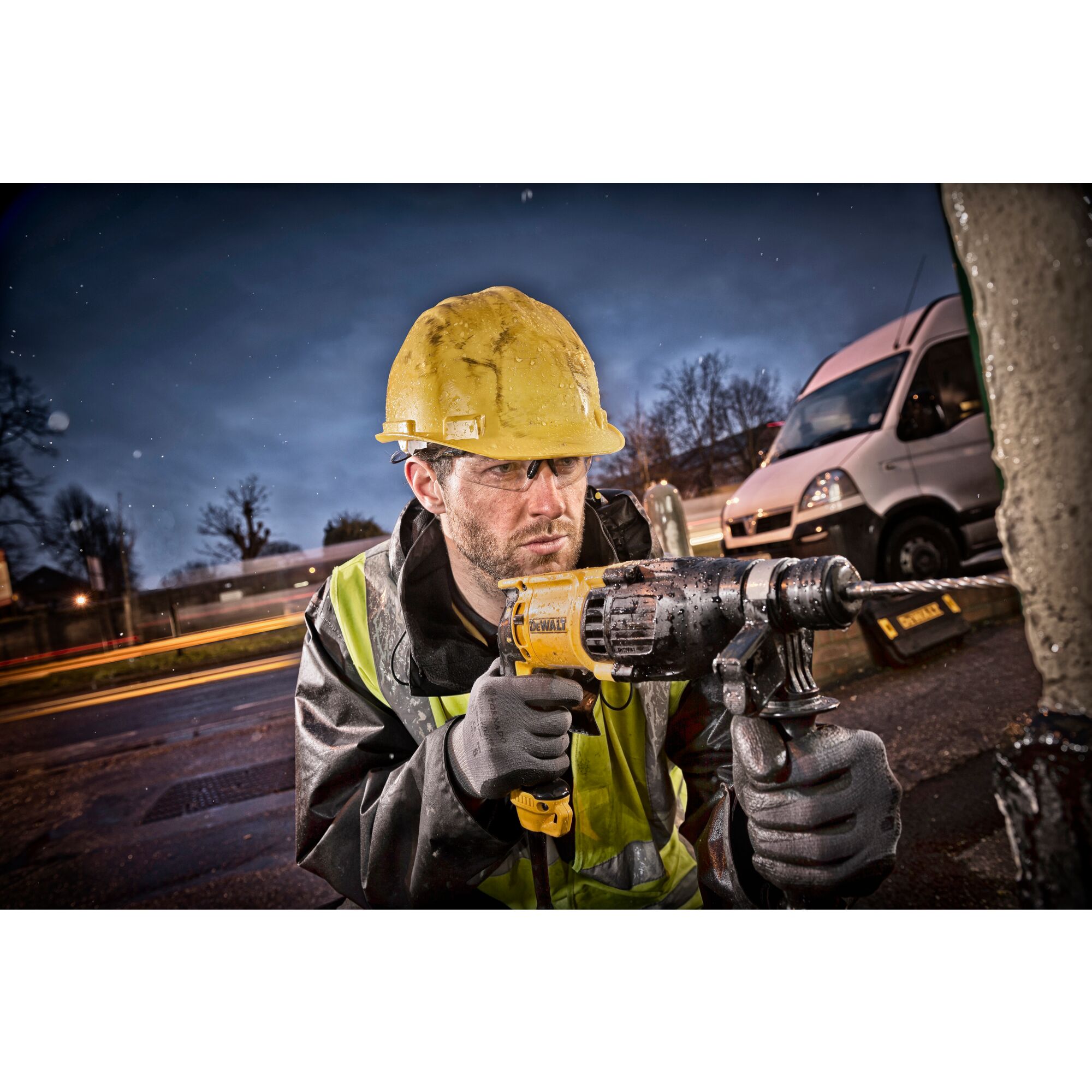 26mm 3 mode SDS-Plus Hammer | DEWALT