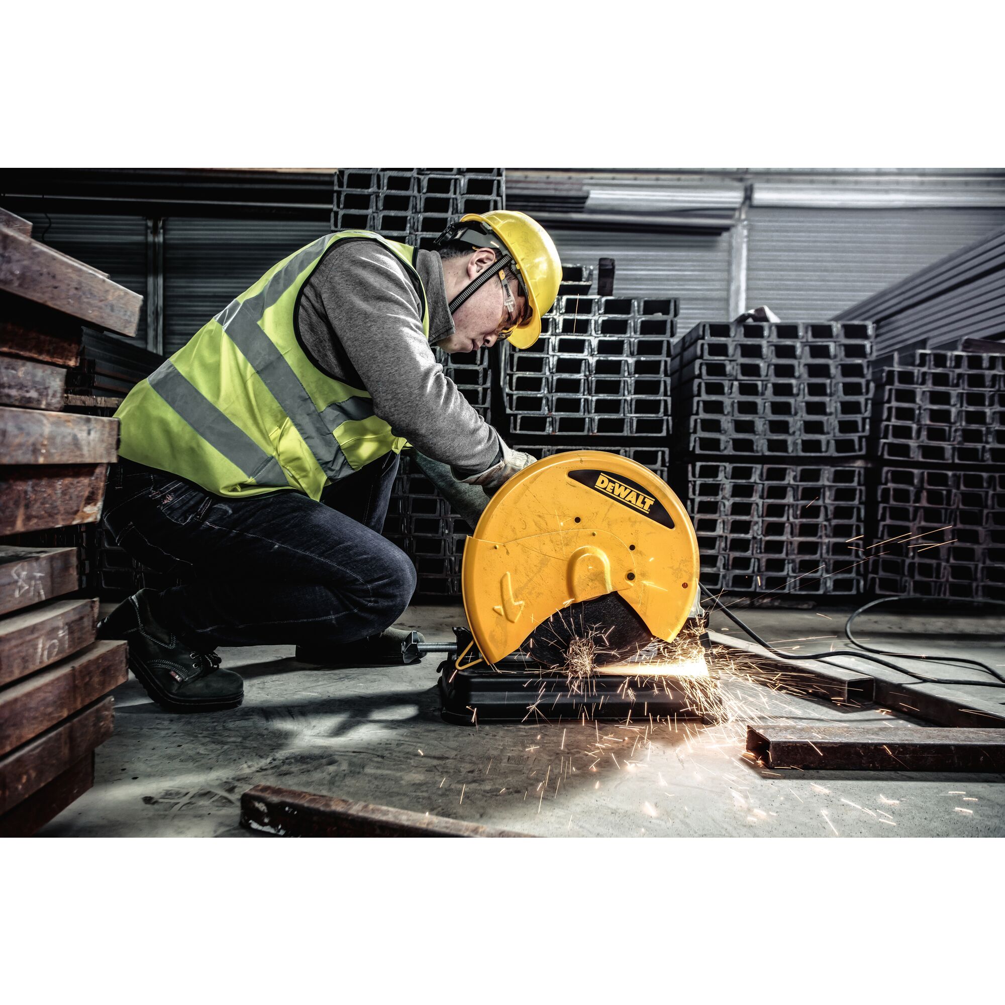 Dewalt abrasive chop online saw