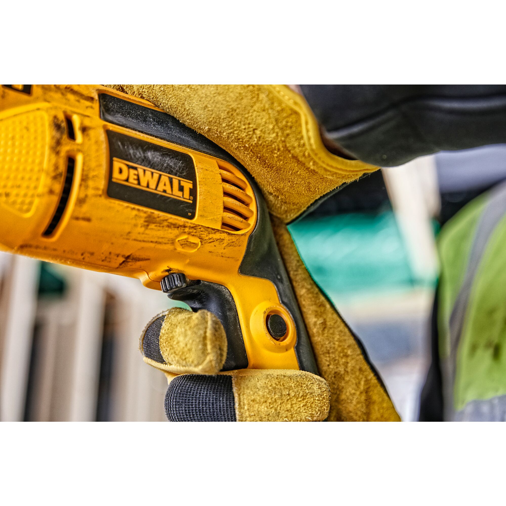 Dewalt discount 750w drill